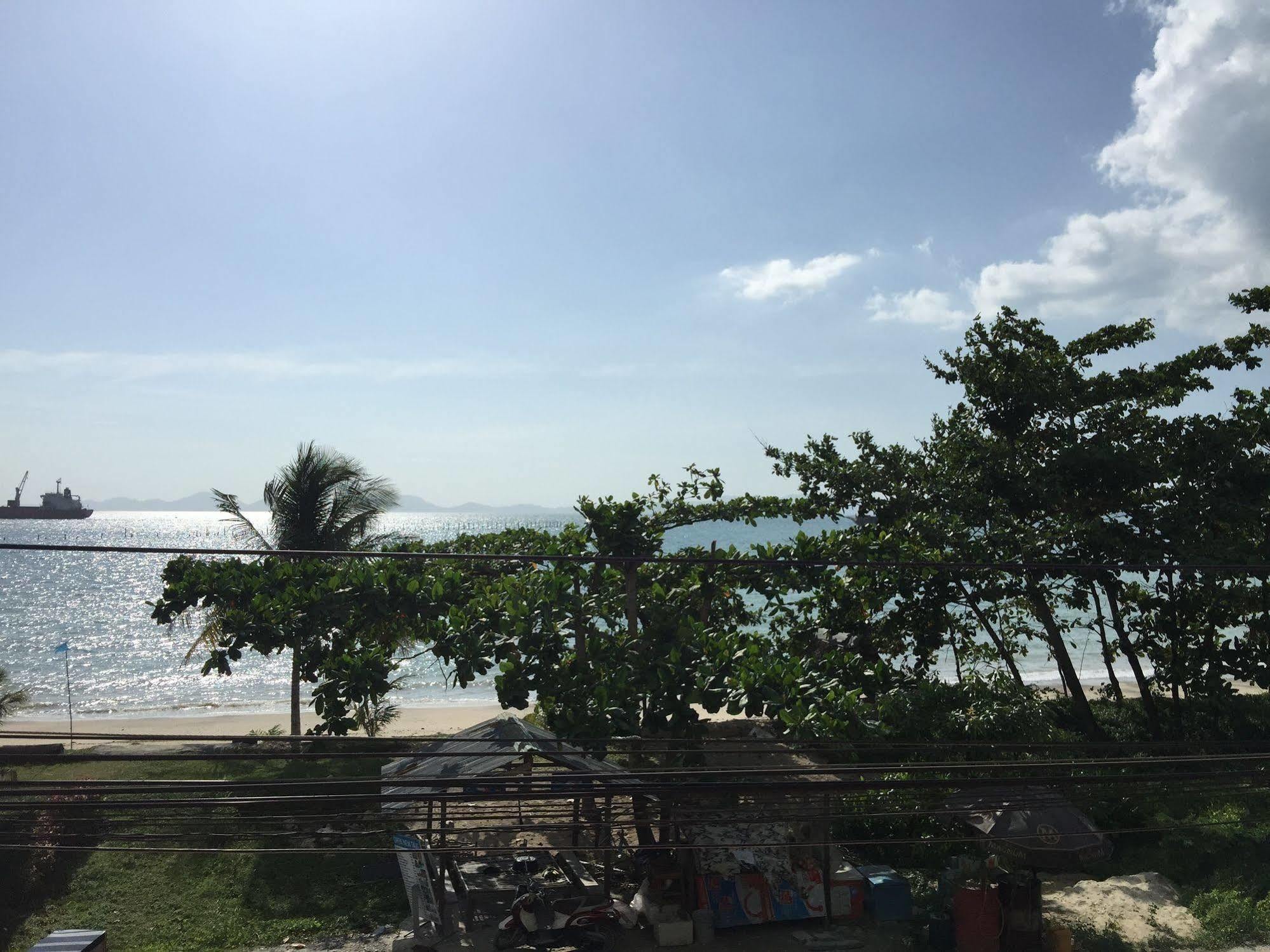 罗伊汉娜海滩之家酒店 功孟海滩 外观 照片